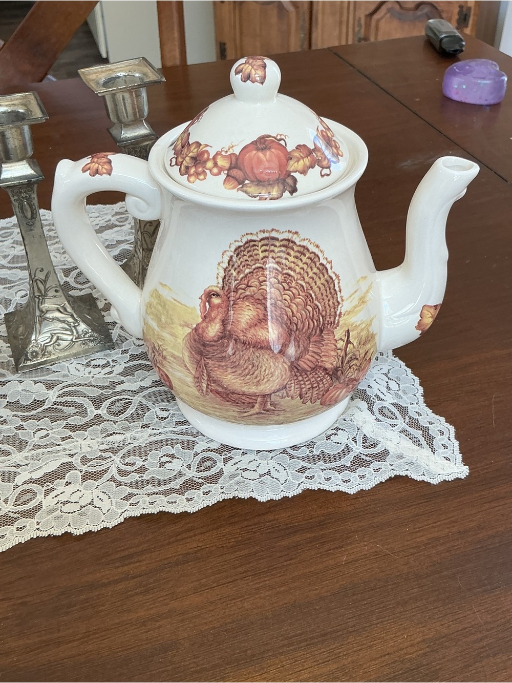Cracker Barrel ceramic Teapot with Autumn Turkey Motif - White/Brown